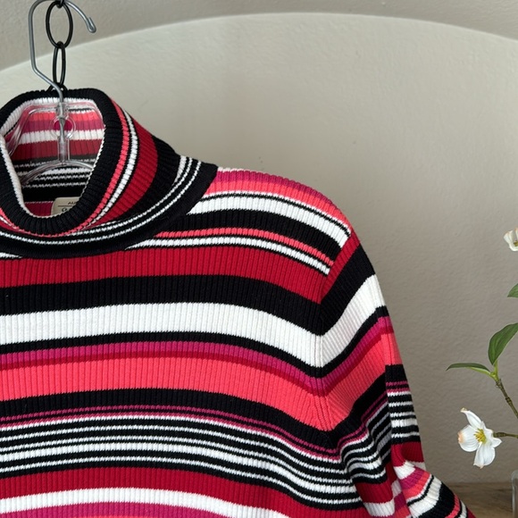 St. John’s Bay women’s ribbed turtleneck sweater, red, pink, black & white, XL - Picture 3 of 11